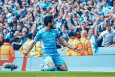 612180 Ilkay Gundogan Manchester League Champions 2021/22 Wall Print Poster