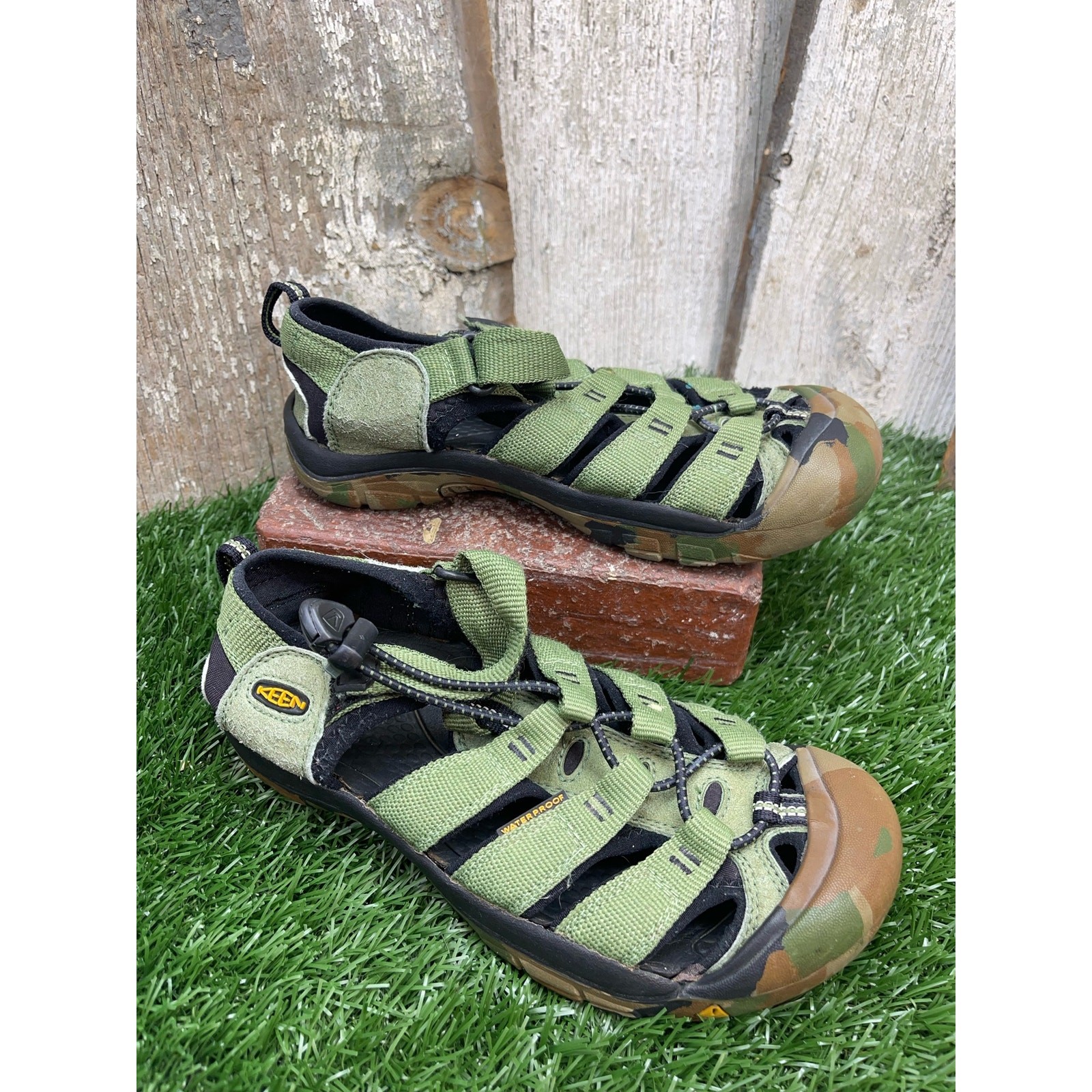 Sandali da acqua KEEN Newport H2 giovani 4 mimetici