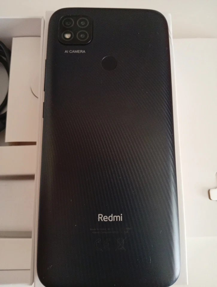 Smartphone Xiaomi Redmi 9c NFC Nero Dual SIM  3GB Di RAM 64GB ROM  - Immagine 2 di 3