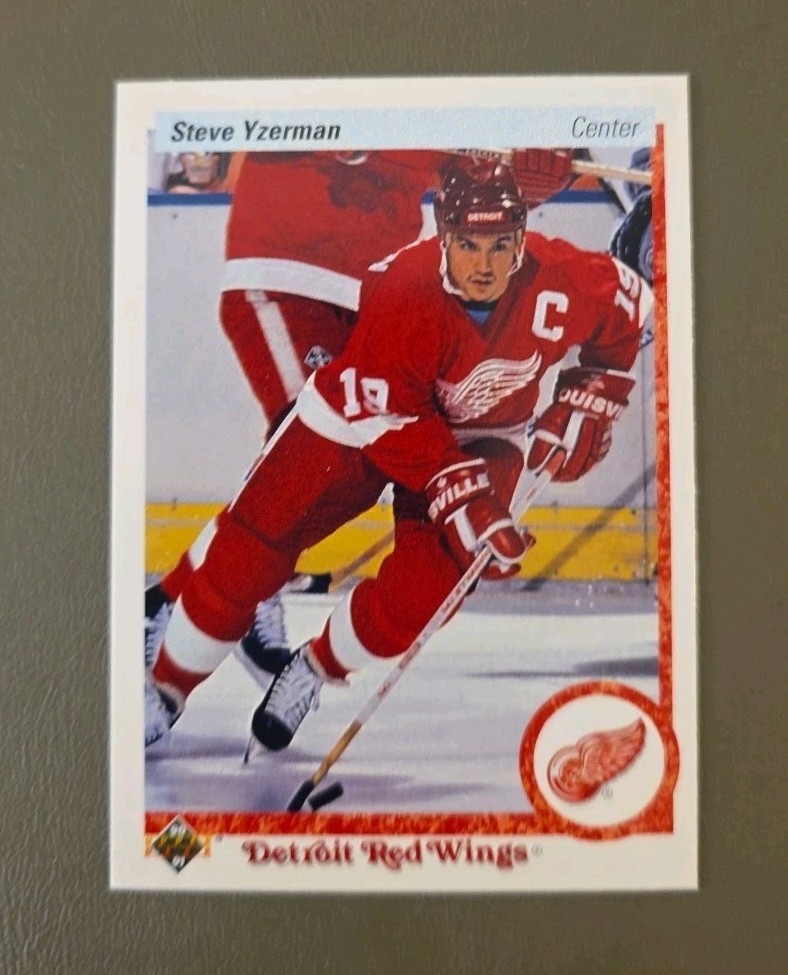 1990-91 Upper Deck  #56 Steve Yzerman NM-MT