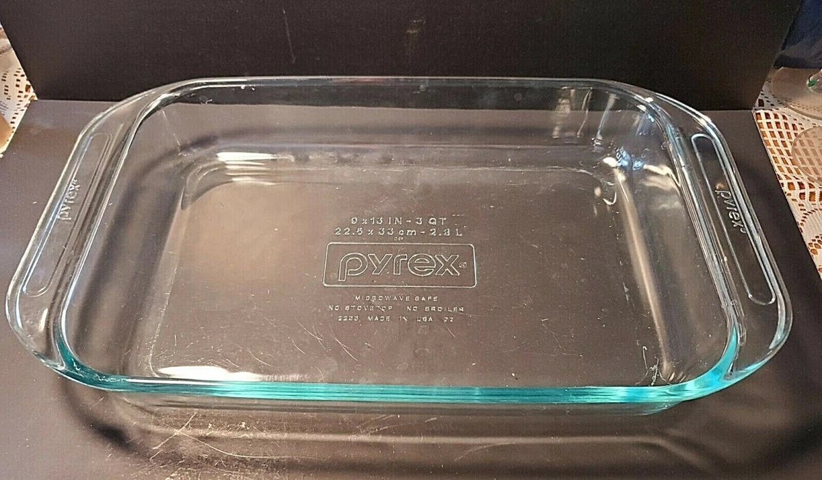 Pyrex 9x13 Baking Dish