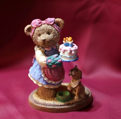 Russ Berrie and Company Teddy Town Happy Birthday Figurine
