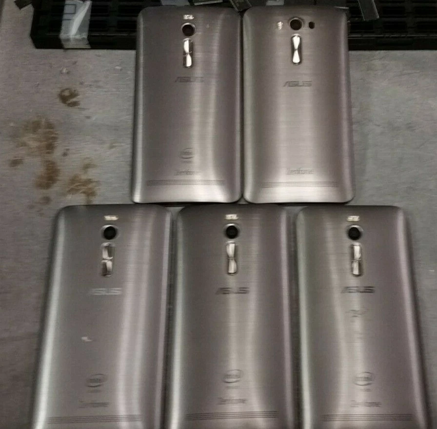 Lot of 4 Asus ZenFone 2 ZE551ML 32GB Smartphone Silver Gray - Image 2 of 2