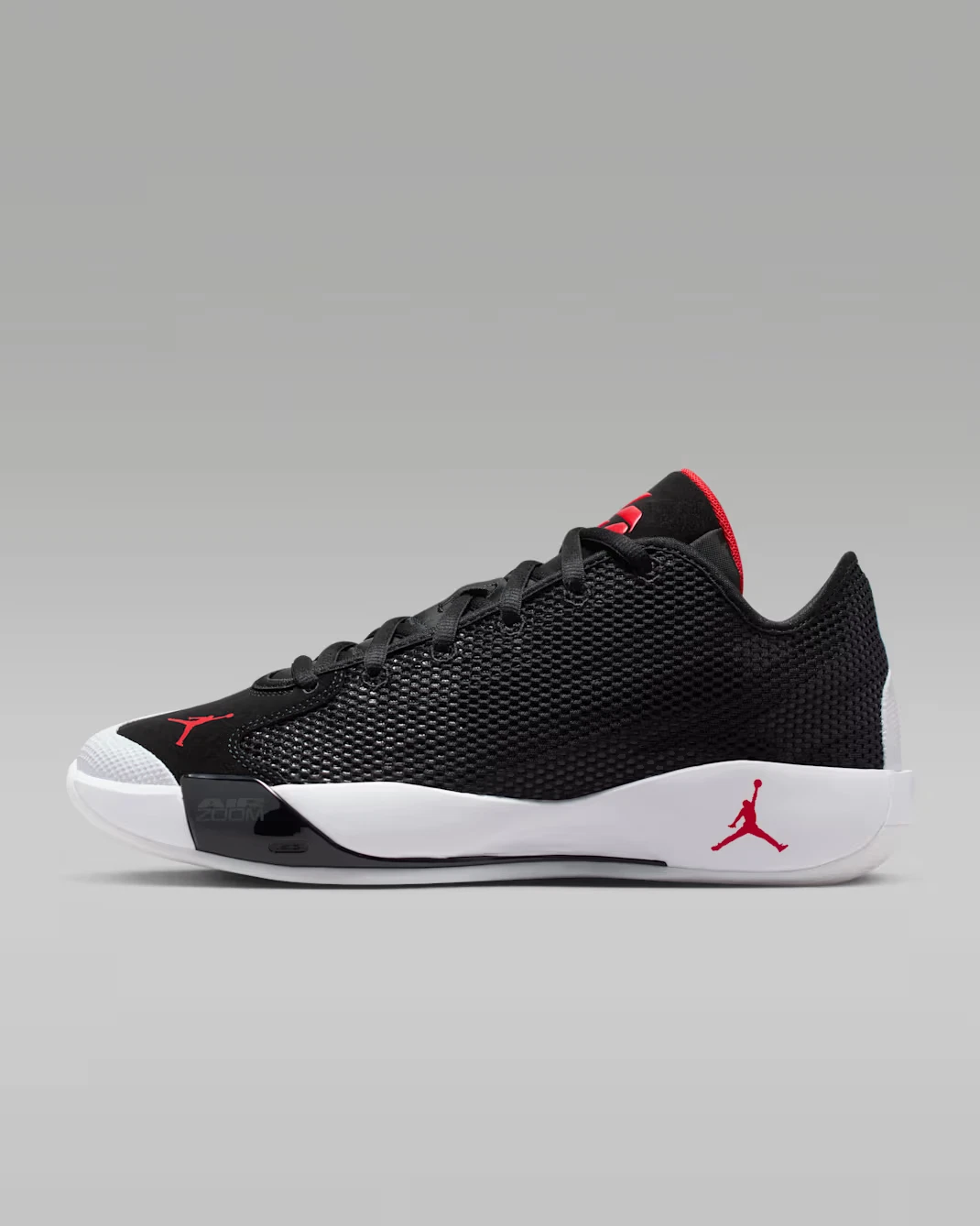 Nike Luka 77 Basketball Shoes in Black
Opens in a new window or tab
