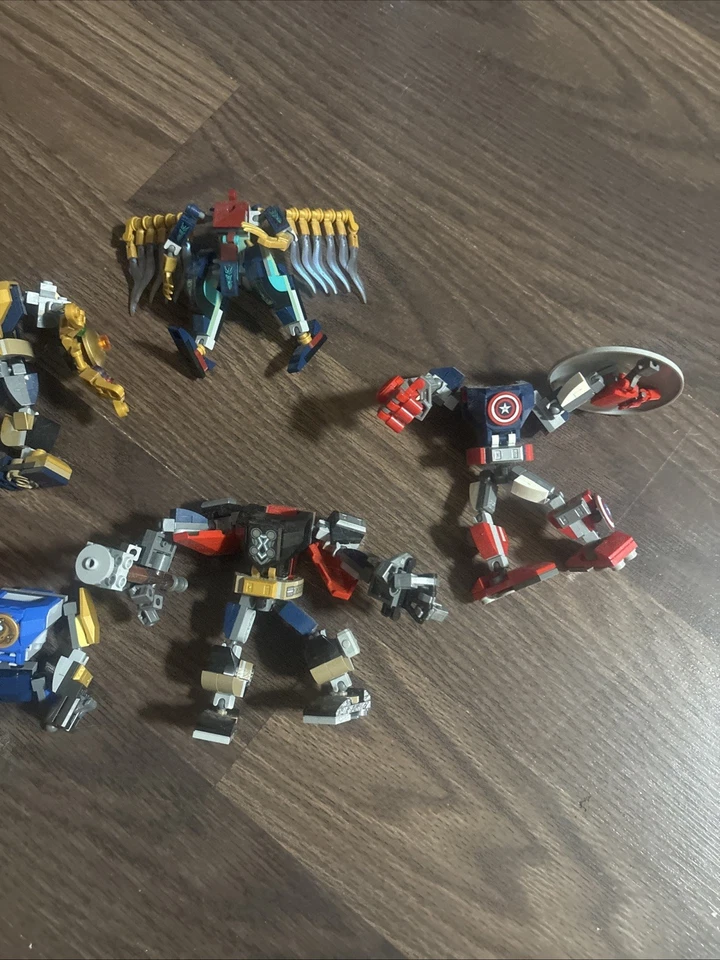 Lote LEGO Mech - Thor, Spiderman, Capitán América, Wolverine, Eternals y más Foto 3 de 4