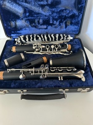Clarinet With Protec Case lauren clarinet Please see photos thank you