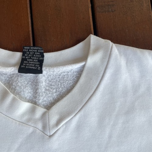Vintage Adidas Size M / 12 White Jumper Pullover V Neck Casual - Picture 4 of 7
