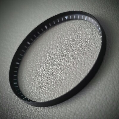 SEIKO Chapter Ring SKX007 / ANGLED MIN Black + White