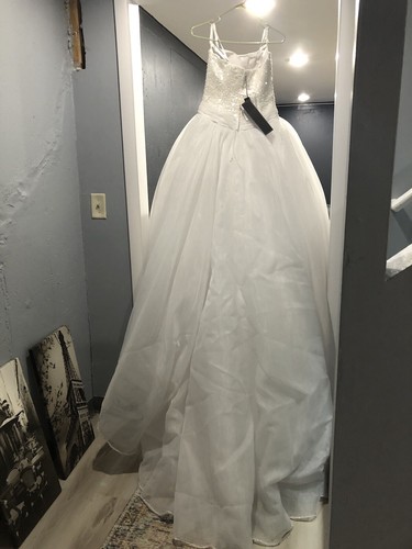 Wedding Dress White Color Size 10us Regular Fit - Picture 16 of 16