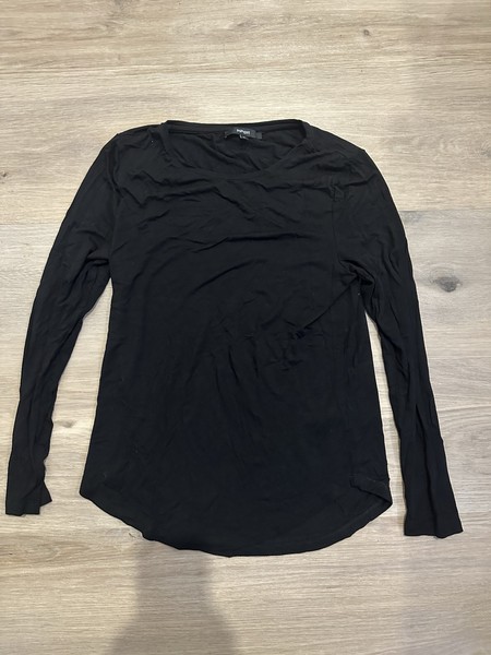 Piper size S Long Sleeve Tee Top T-Shirt Black