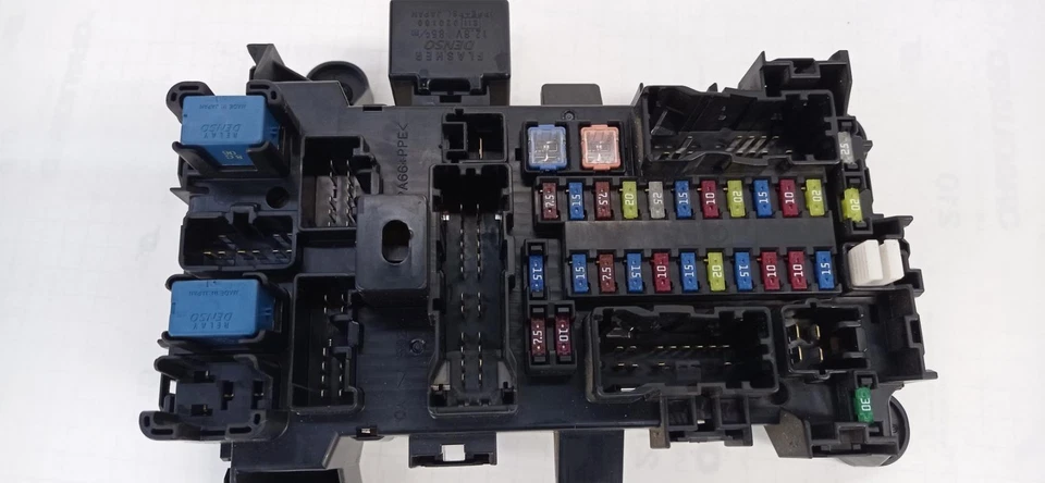 01595H269421 Caja Reles/Fusibles para SUZUKI GRAND VITARA (JB/JT) 2006 113846 - Imagen 4 de 4