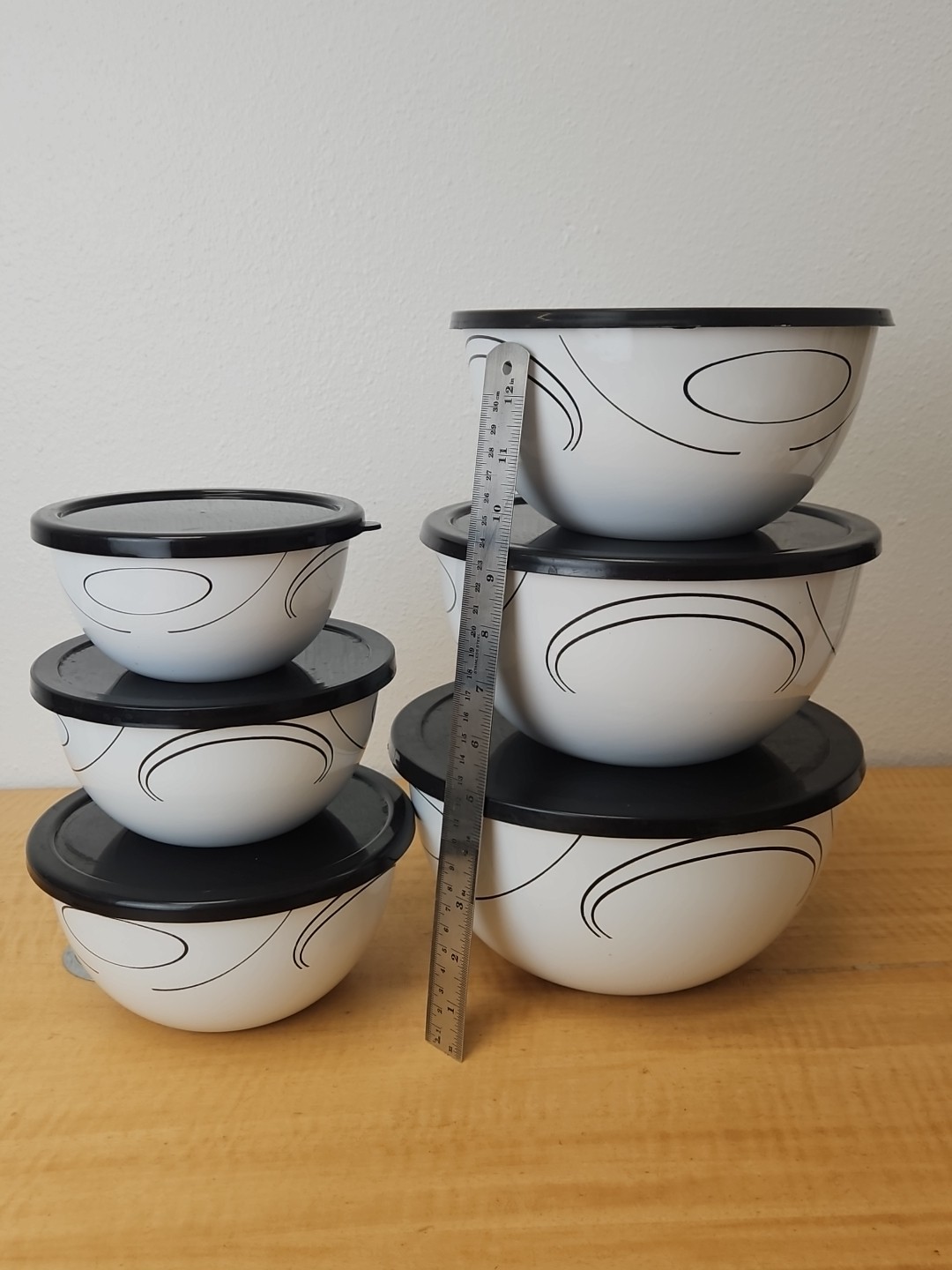 12-Piece Reston Lloyd Metal Nesting Bowl Set, "Simple Lines" bowls lids 44237