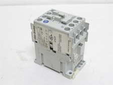 240491 Old-Stock; Allen-Bradley 700-CF400D Contactor; 25A; 3P; 600VAC; 4-NO