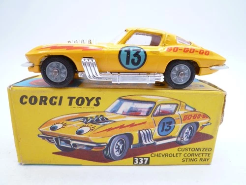 VINTAGE CORGI TOYS 337 CHEVROLET CORVETTE STINGRAY CUSTOM IN ORIGINAL BOX 1967