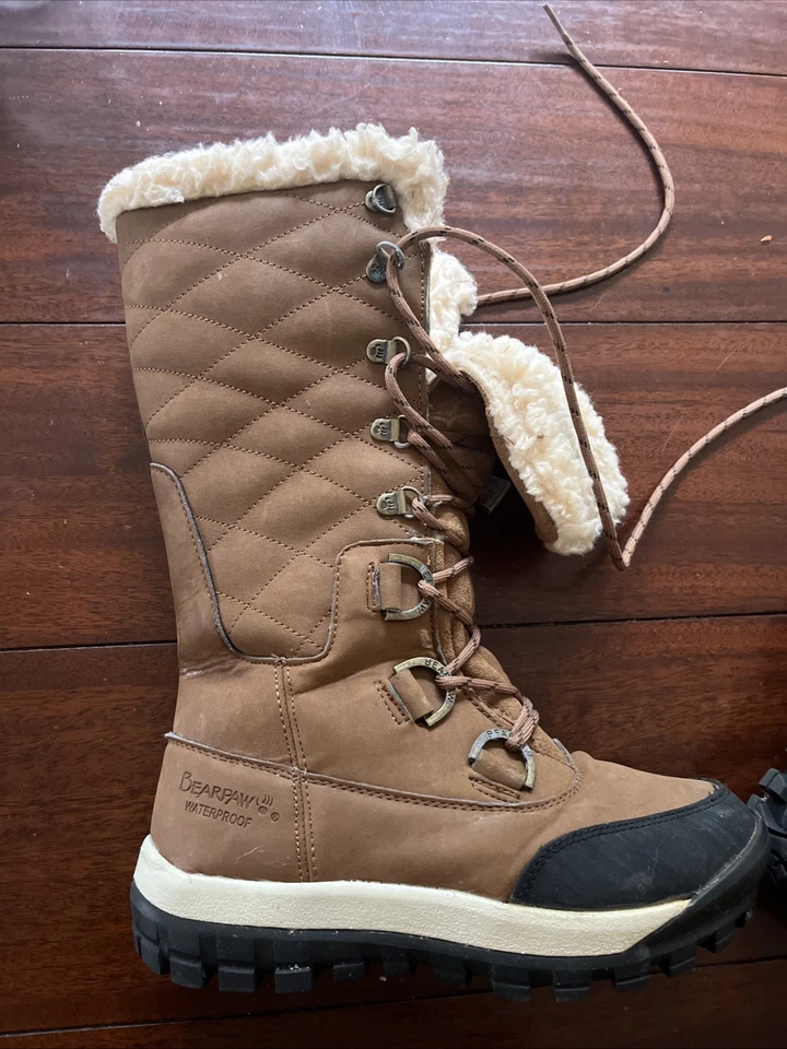Женские водонепроницаемые зимние ботинки BEARPAW - цвет гикори - размер 6 - б/у в отличном состоянии - Изображение 2 из 4