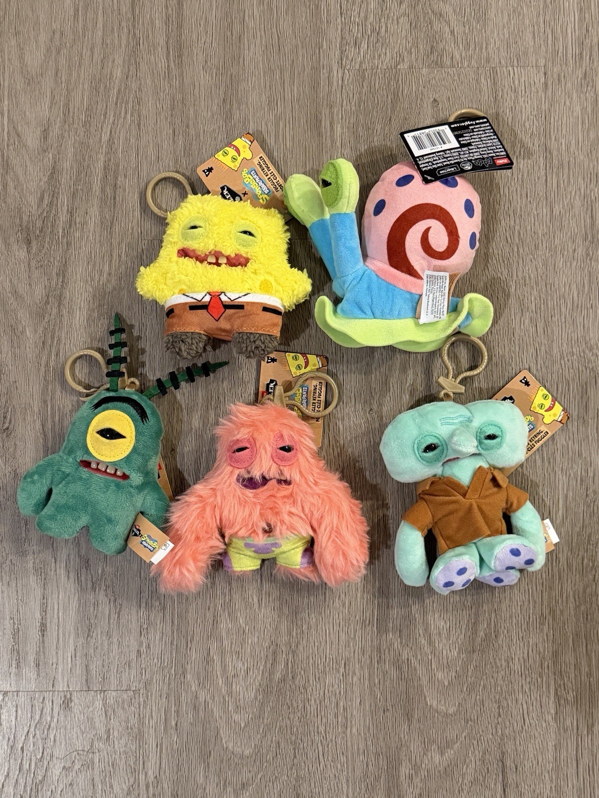 Zuru Fuggler x Spongebob Squarepants Keychain Plush Ring set of 5 Brand New Gift