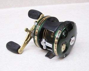 Moulinet De Pêche Abu Garcia Ambassadeur HPSS 4600C - Rouge/Or - Occasion En état Fonctionnel