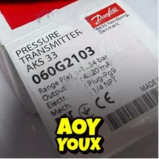 NEW Danfoss AKS33 060G2103 pressure transmitter Free shipping by DHL us free tax