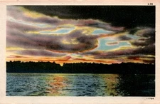 L-24, 11724 PUB, Asheville, N.C, Colorpicture Publication, One Cent Postcard