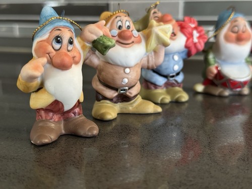 Disney's Snow White and the 7 Dwarfs Ornaments figurines by Schmid 1987 - Picture 2 of 20