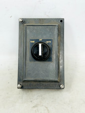 ALLEN BRADLEY 800H-JR2AP /F SELECTOR SWITCH 800H-JR2 W/ 800T-XAP /E USED