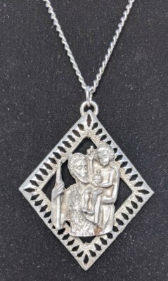 Cathedral Pewter St Joseph & Child Necklace Pendant 2-1/2'' x 2'' Chain 31'' 