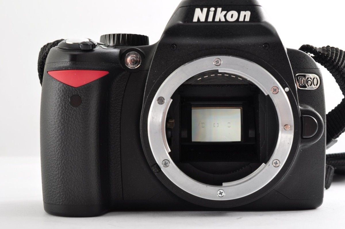 Nikon D60 w/AF-S DX Nikkor 18-55mm f3.5-5.6 G ED VR [Exc+5