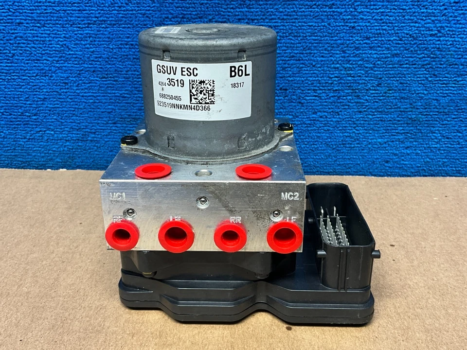 Módulo de control de bomba ABS freno antibloqueo tracción delantera Buick Encore 2017-2019 OEM Foto 3 de 4