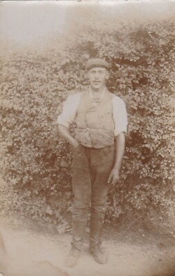 UNBEKANNTER ARBEITER - Vintage POSTKARTE