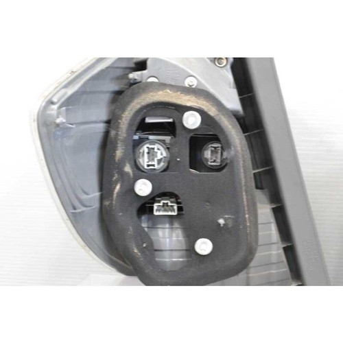 HONDA FIT HYBRID Genuine Tail Light, Set of R & L GP1, STANLEY P9883, Good Used - Picture 13 of 24