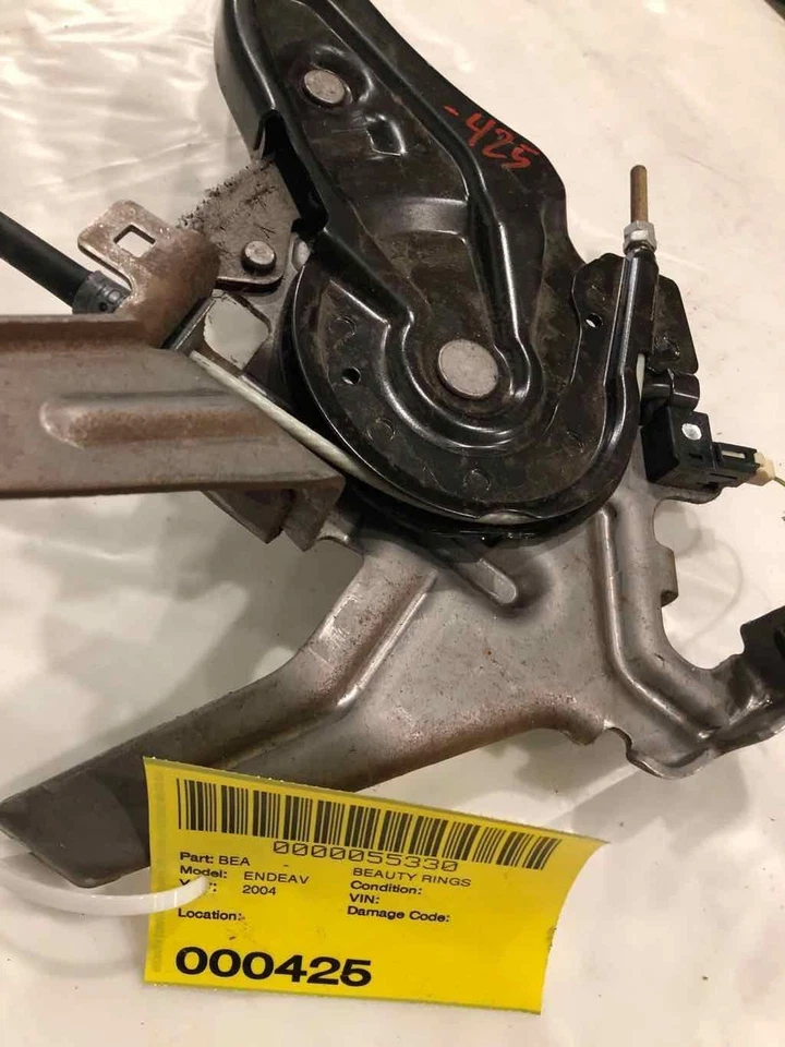 Mitsubishi Envavor Limited Wagon 2004 transmisión automática freno de emergencia G Foto 2 de 4