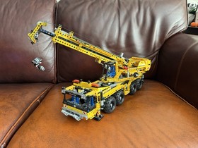 LEGO Technic - 8053 - Mobile Crane - 99% Complete