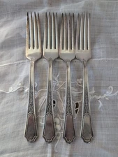 1847 ROGERS BROS Ancestral Silverplate Flatware Set 4 Dinner Forks Monogram W/M