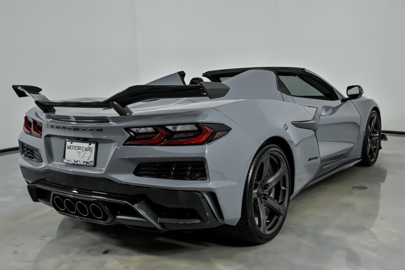 2025 Sea Wolf Gray Tricoat Chevrolet Corvette   | C8 Corvette Photo 9