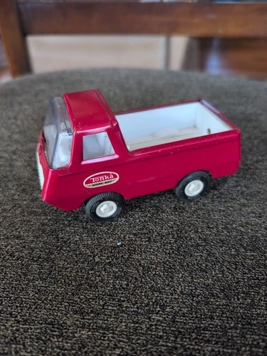 1970s Tonka Pressed Steel Mini Red Pickup Truck 4.5" Long