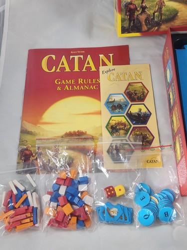Settlers of Catan 5th Edition Board Game Multiplayer Strategy - Picture 2 of 5