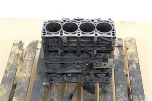 VW Passat 3C Motorblock Motor 2,0 TDI 103kw BMP 140PS NUR BLOCK