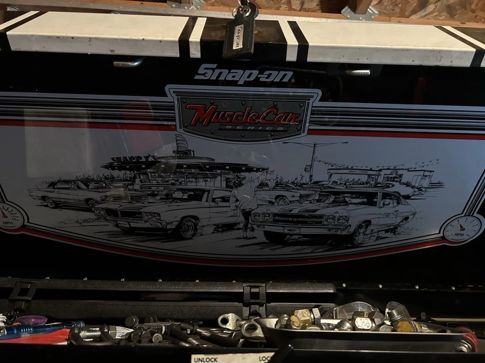 Caja de herramientas Snap On con herramientas usadas Foto 2 de 4