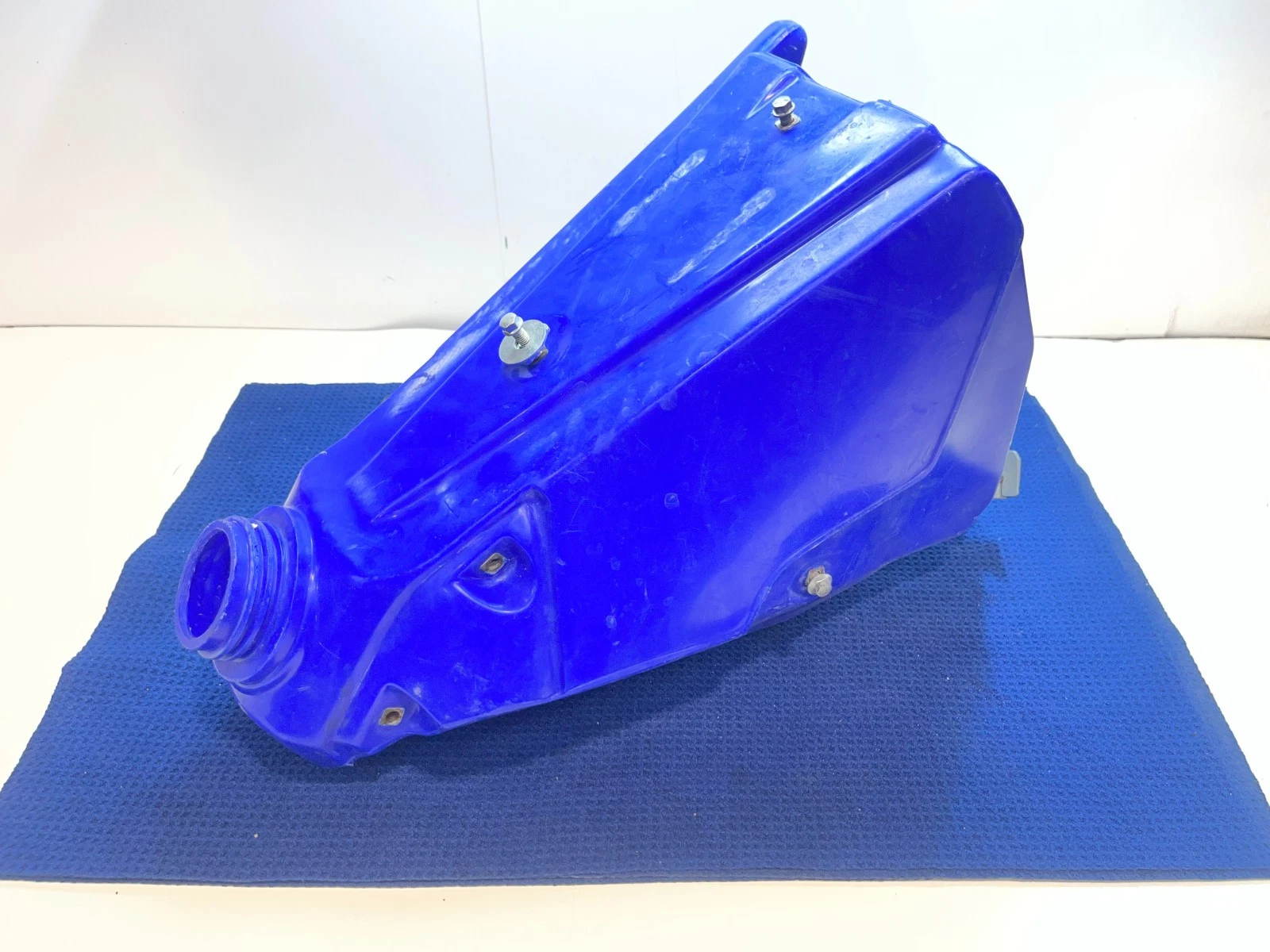 1999 Yamaha YZ125 YZ 125 OEM Fuel Gas Tank Reservoir OEM YAMAHA YZ 96-01