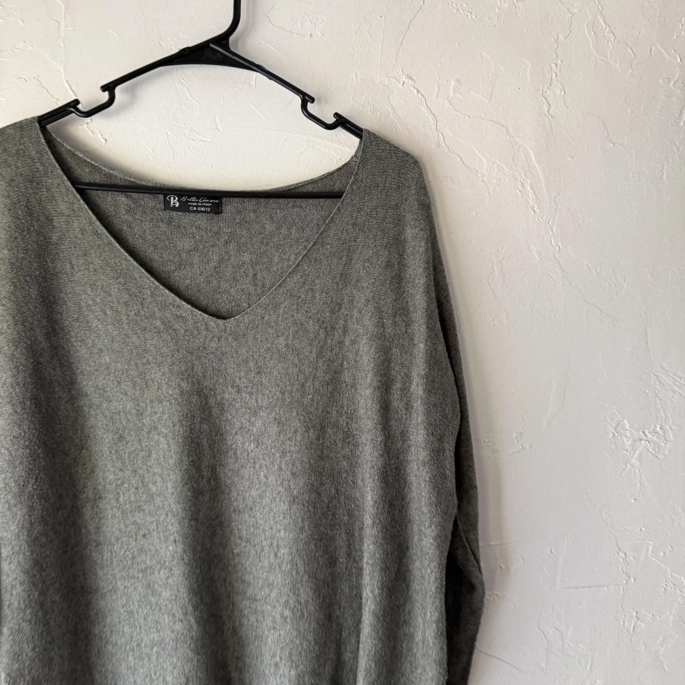 Suéter Bella Amore Mujer Grande Cuello en V Pullover Hecho en Italia Ligero Foto 2 de 4