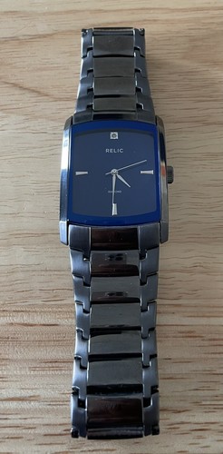 Blue Dial Relic Quartz Watch - Model ZR 