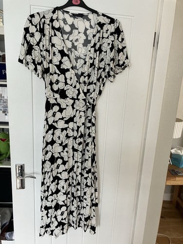 M&S Collection Black Mix Floral Wrap Dress Size 14
