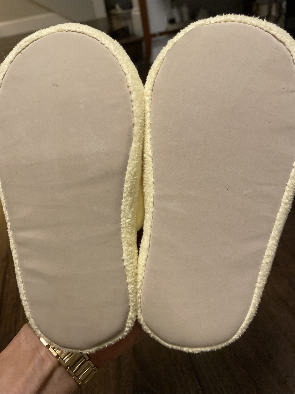 PANTOFOLA D’ORO Pantofole animali per bambini fienile in ceramica.