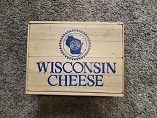 Vintage Wisconsin Cheese Box ~ 15.5" x 12" x 4.75"