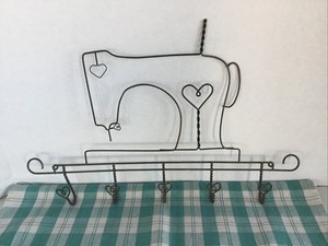 Vintage "Sewing Machine" Wire wall Hanger with Hooks Craft Display Home Deco EUC