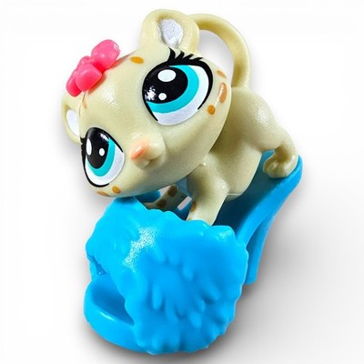 Hasbro Littlest Pet Shop #11 Tiger Puttin on the Glitz Shoe Accessories Mini LPS