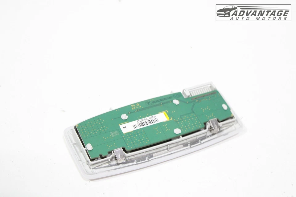 BMW 330I XDRIVE F30 LCI 2017-2018 techo trasero interior domo luz lámpara OEM Foto 3 de 4