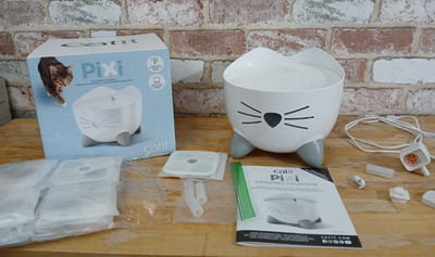 CATIT PIXI CAT DRINKING FOUNTAIN White with 14 Filters - Original Box