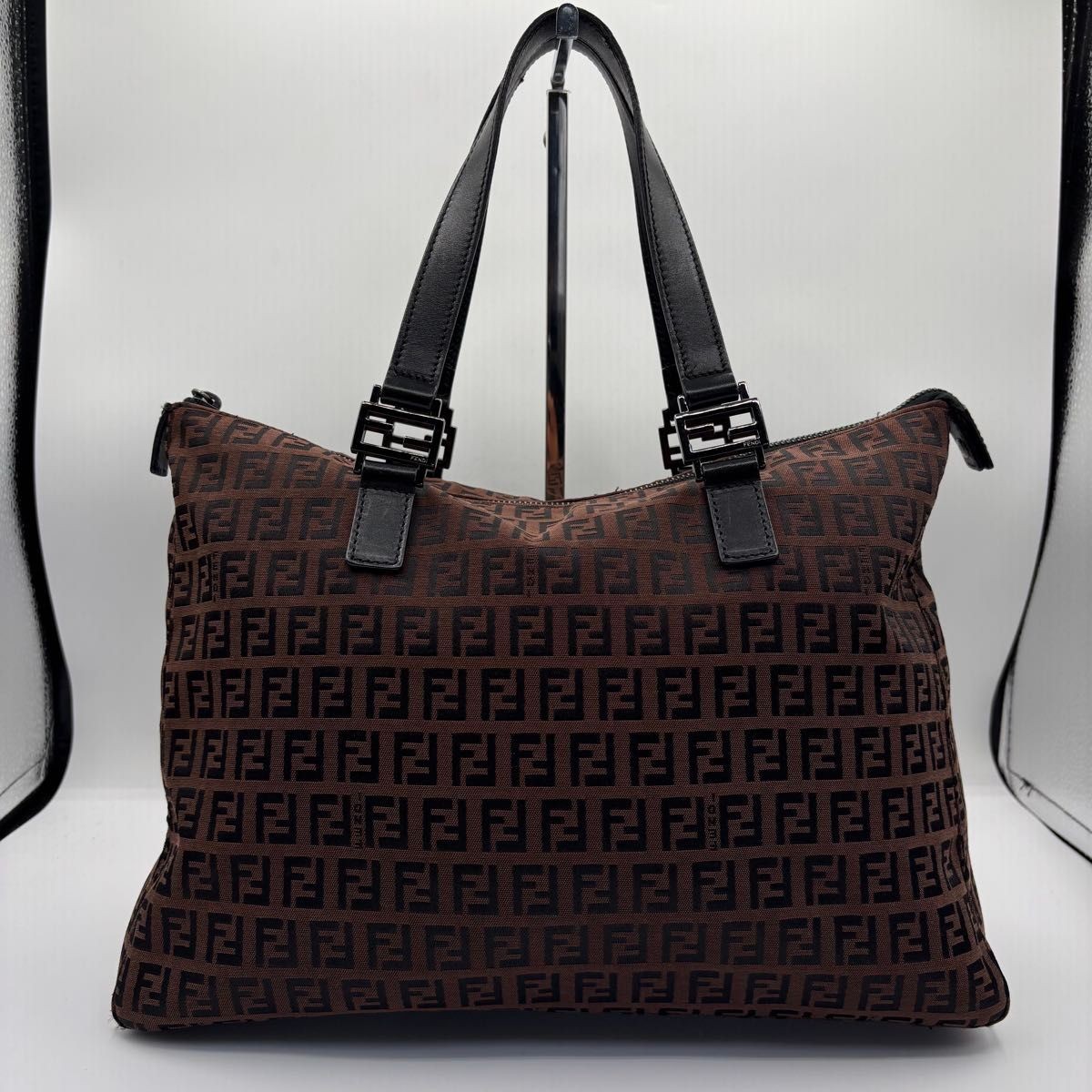 Vintage FENDI Zucca Zucchino brown handbag in excellent condition