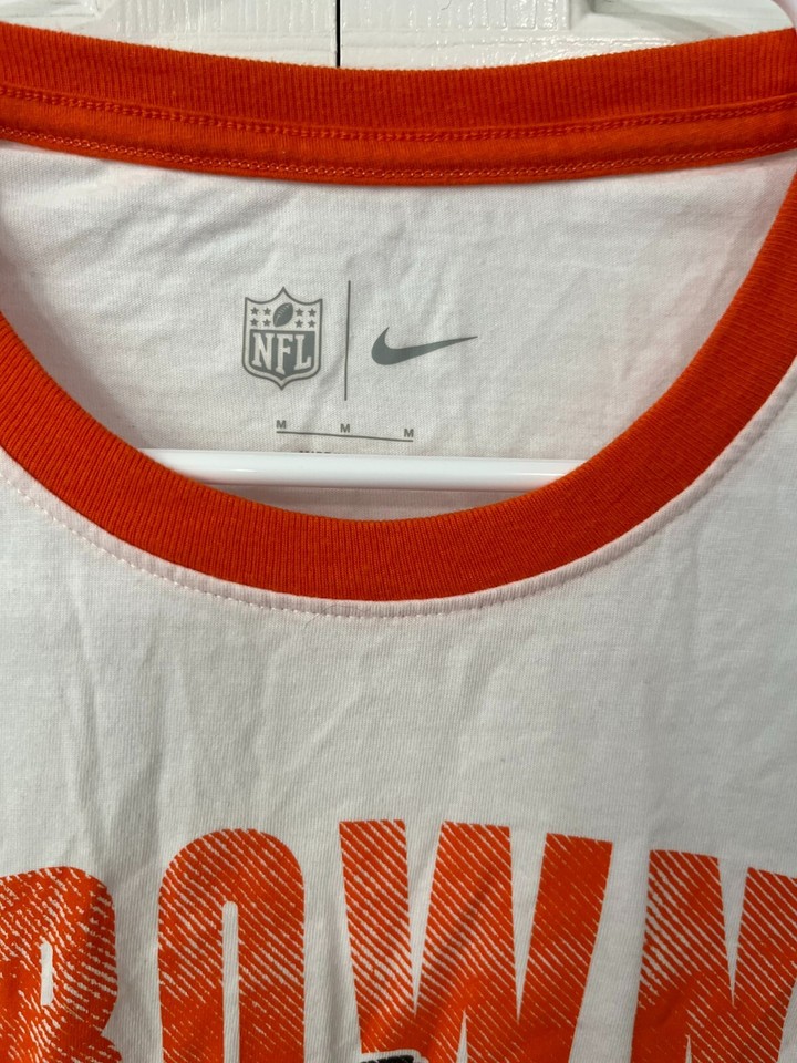 Vintage Nike Women's Cleveland Browns White Banded Logo TShirt M